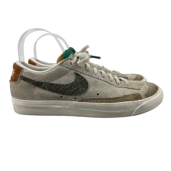 Nike Mens 7 Blazer Low 77 Low Premium Shoe Coconut Milk Suede Sneaker DM7582-100 - Picture 1 of 13
